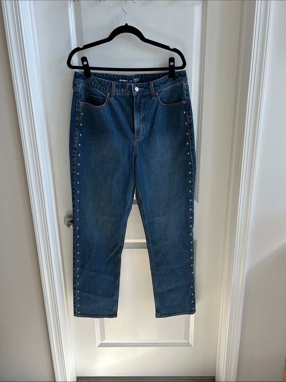Old Navy Extra High-Rise Straight Stud-Trim Medium Blue Women’s Jeans